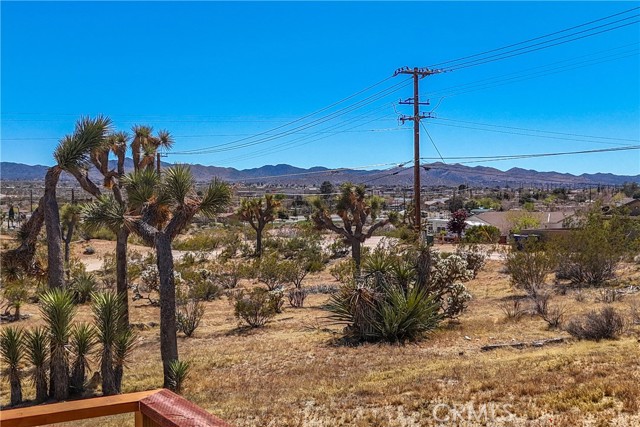Detail Gallery Image 33 of 41 For 6061 Linda Lee Dr, Yucca Valley,  CA 92284 - 2 Beds | 1 Baths