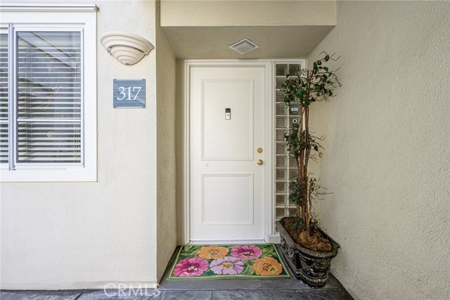 Detail Gallery Image 2 of 43 For 2233 Martin #317,  Irvine,  CA 92612 - 2 Beds | 2 Baths