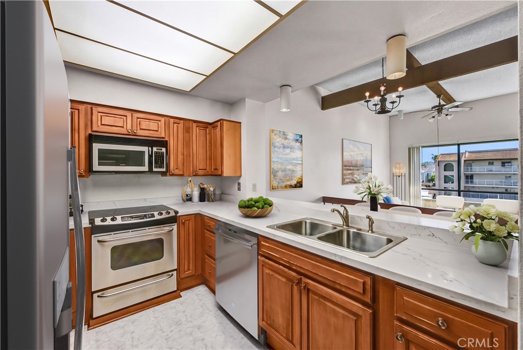 4513 Cove Drive - photo 11