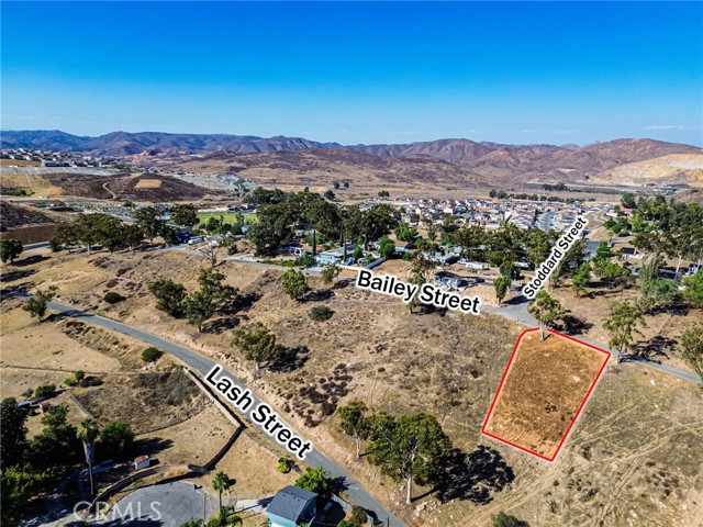 16376 Bailey Street, Lake Elsinore CA: https://media.crmls.org/medias/f0c09304-1e08-4cf6-af4c-ad966f41a934.jpg