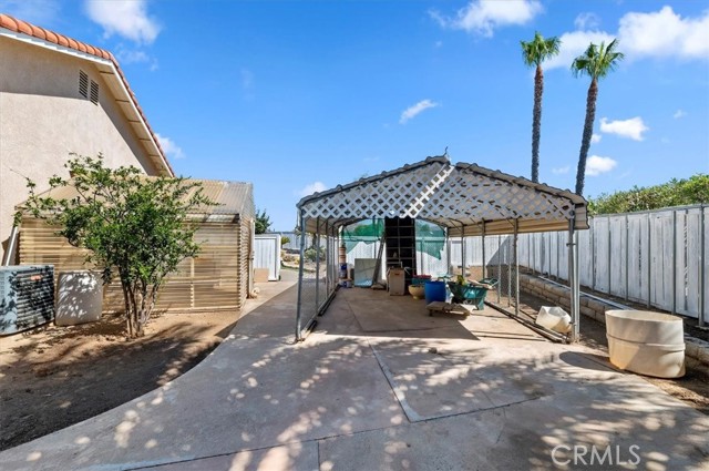 22711 Pebblestone Drive, Nuevo CA: https://media.crmls.org/medias/f0c252f5-0608-4a1b-9422-f81f849345df.jpg