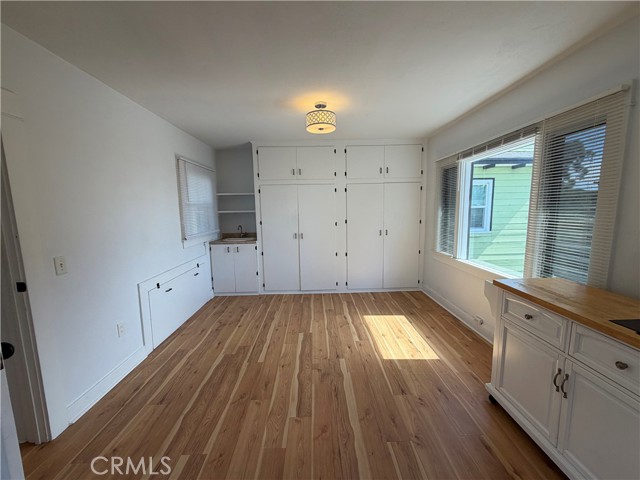 Detail Gallery Image 3 of 24 For 274 Cliff #8,  Laguna Beach,  CA 92651 - 0 Beds | 1 Baths