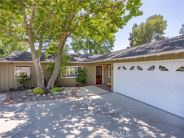 3828 2nd Avenue, La Crescenta CA: https://media.crmls.org/medias/f0c3228f-3578-4382-834d-574f03951730.jpg