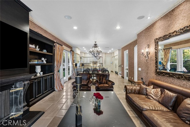 3724 Winford Drive, Tarzana CA: https://media.crmls.org/medias/f0c36fe3-eee9-42fa-ab9f-e8c55096179a.jpg