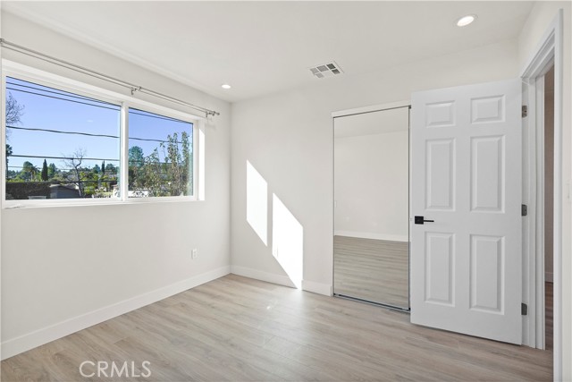 11647 N. Paso Robles Avenue, Granada Hills CA: https://media.crmls.org/medias/f0c3cac7-b697-4e32-81d1-9eaaef2fd637.jpg