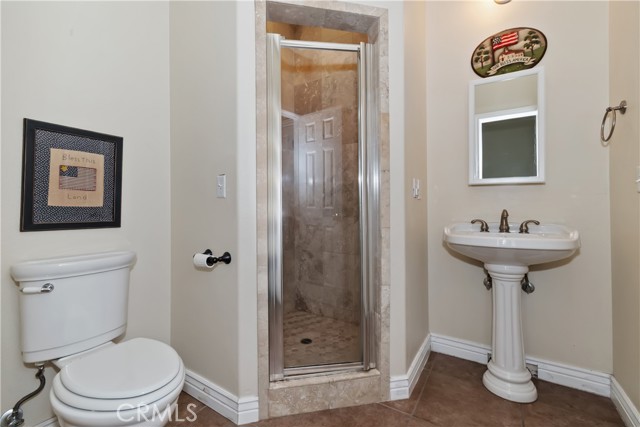 Detail Gallery Image 27 of 45 For 26589 Amador, Lake Arrowhead,  CA 92352 - 4 Beds | 3 Baths