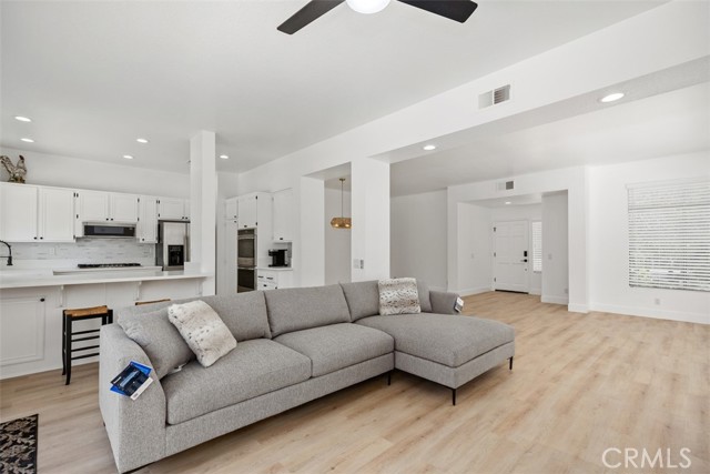 Detail Gallery Image 10 of 37 For 31 Oak Knolls, Coto de Caza,  CA 92679 - 2 Beds | 2 Baths