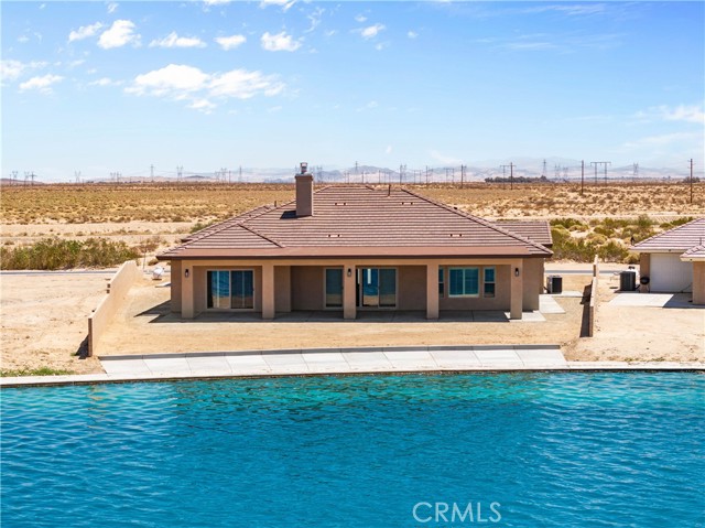 39581 Mountain View Road, Yermo CA: https://media.crmls.org/medias/f0c61c42-fc79-4221-b089-469e5a4ef291.jpg
