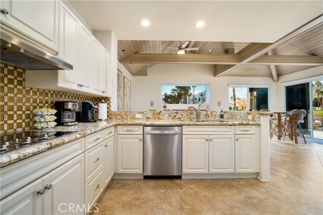 Detail Gallery Image 11 of 49 For 79832 Arnold Palmer, La Quinta,  CA 92253 - 3 Beds | 3/1 Baths