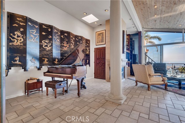 Detail Gallery Image 9 of 65 For 3935 Bluff Pl, San Pedro,  CA 90731 - – Beds | – Baths