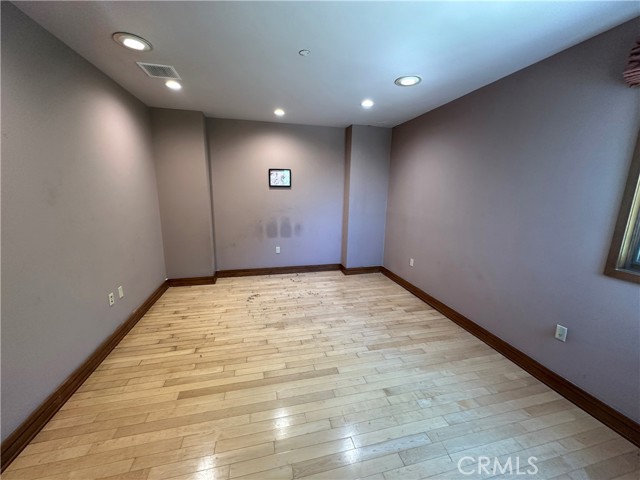 5077 Schumacher Road, Calabasas CA: https://media.crmls.org/medias/f0c7f3bc-7d4a-4fa2-bc08-d39341c858eb.jpg