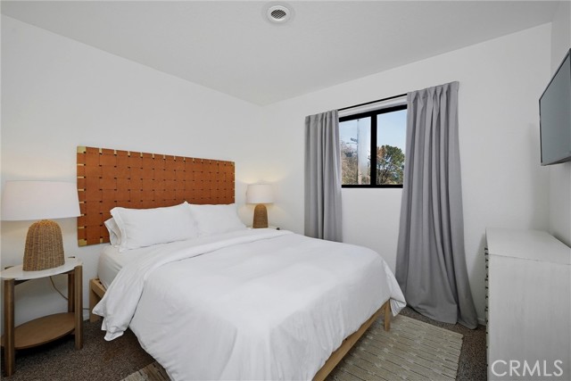 Detail Gallery Image 19 of 55 For 10727 E Highway 20, Clearlake Oaks,  CA 95423 - 3 Beds | 3 Baths