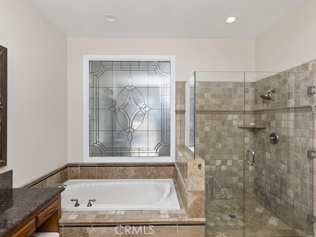 Detail Gallery Image 23 of 67 For 36410 Calle Puerta Bonita, Temecula,  CA 92592 - 5 Beds | 4/2 Baths