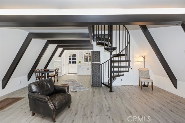 Detail Gallery Image 8 of 31 For 323 Mittry Ln, Lake Arrowhead,  CA 92352 - 3 Beds | 2 Baths