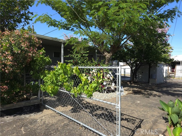 Detail Gallery Image 15 of 16 For 510 Roberts Ln #40,  Bakersfield,  CA 93308 - 1 Beds | 1 Baths