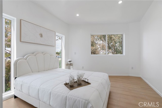 Detail Gallery Image 18 of 27 For 2517 Alsace #1/2,  Los Angeles,  CA 90016 - 3 Beds | 4 Baths