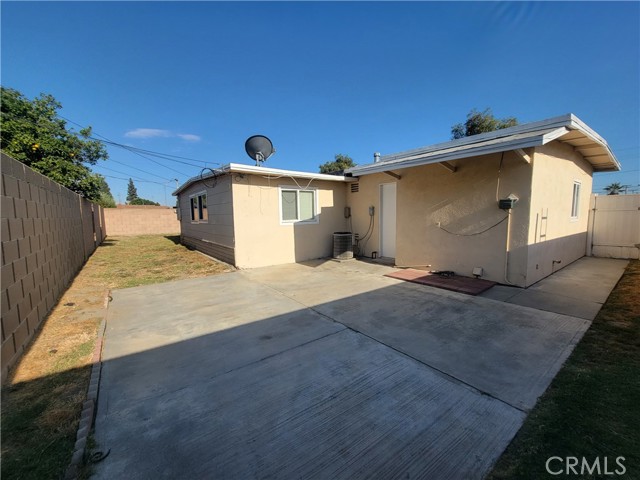 Image 2 for 11865 205Th St, Lakewood, CA 90715