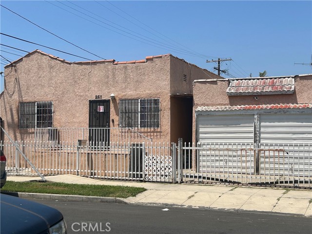 Image 3 for 6061 3Rd Ave, Los Angeles, CA 90043