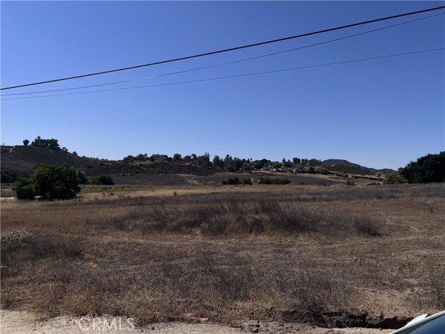 Detail Gallery Image 4 of 9 For 32962 West Ave, Wildomar,  CA 92595 - – Beds | – Baths