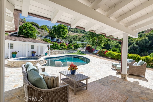 3 Poppy Trail, Rolling Hills, California 90274, 4 Bedrooms Bedrooms, 0 ,2 BathroomsBathrooms,Residential,For Sale,Poppy Trail,0,PV26128743