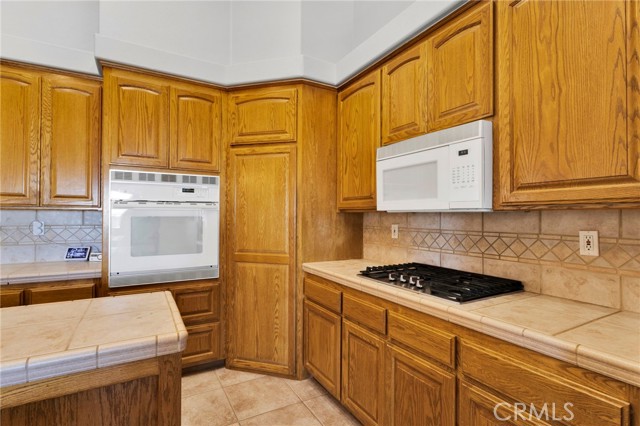 Detail Gallery Image 17 of 65 For 8250 Snow Cap, Pinon Hills,  CA 92372 - 3 Beds | 2/1 Baths