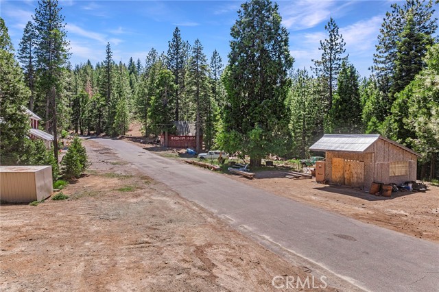 18727 Skyway, Stirling City CA: https://media.crmls.org/medias/f0cc0e24-8de5-454c-b0fd-ecd58bc02b61.jpg