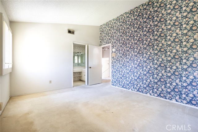 Detail Gallery Image 14 of 41 For 10091 Beverly Dr, Huntington Beach,  CA 92646 - 5 Beds | 2/1 Baths