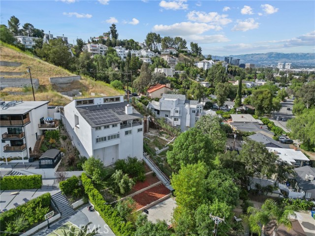 Detail Gallery Image 4 of 51 For 5156 Campo, Woodland Hills,  CA 91364 - 5 Beds | 4 Baths