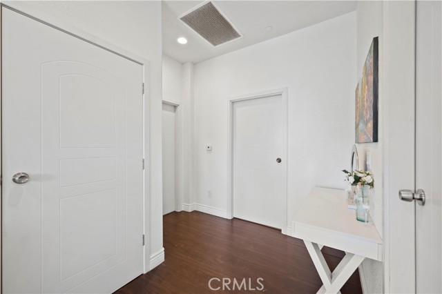 1755 Heywood photo 18