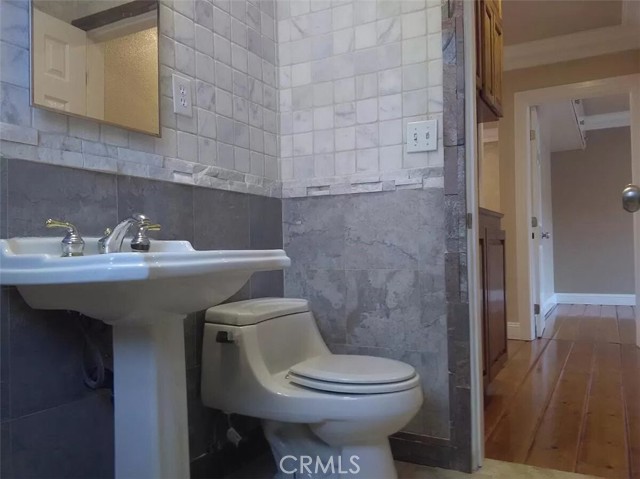 2228 Plant Avenue, Redondo Beach, California 90278, 4 Bedrooms Bedrooms, ,2 BathroomsBathrooms,Residential,Sold,Plant,SB22080436