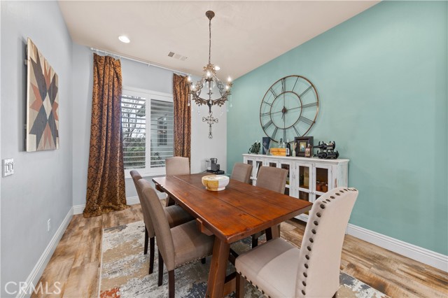 15521 Georges Letour Avenue, Bakersfield CA: https://media.crmls.org/medias/f0ce6b08-49fc-485a-bbe3-a98d394a034e.jpg