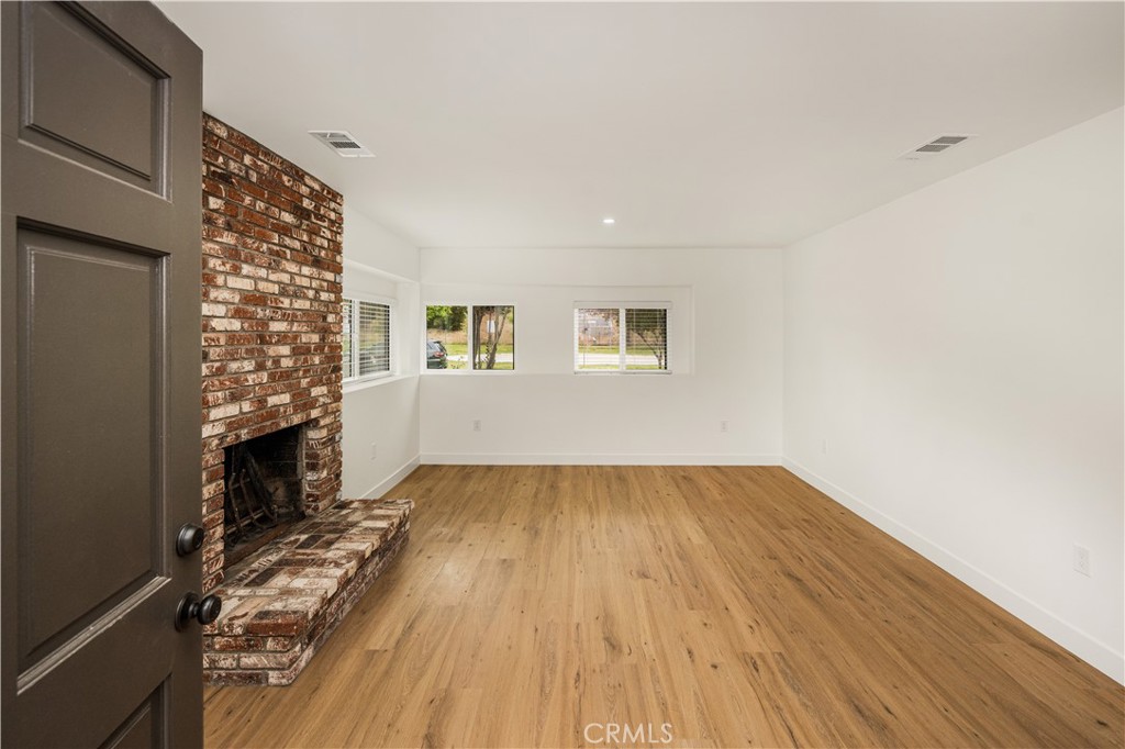 MLS #PW26135380 image #6