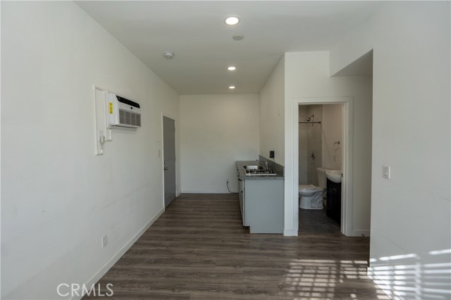 Detail Gallery Image 9 of 12 For 4608 Melbourne #3/4,  Hollywood,  CA 90027 - 0 Beds | 1 Baths