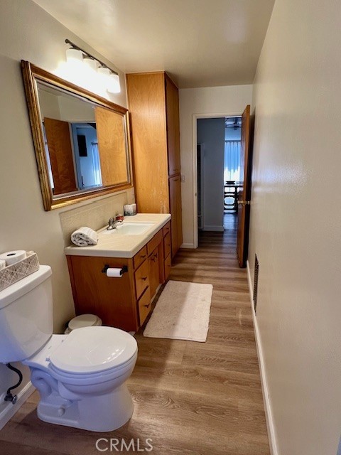 Detail Gallery Image 18 of 44 For 1950 Oxford Ave, Cambria,  CA 93428 - 3 Beds | 2 Baths