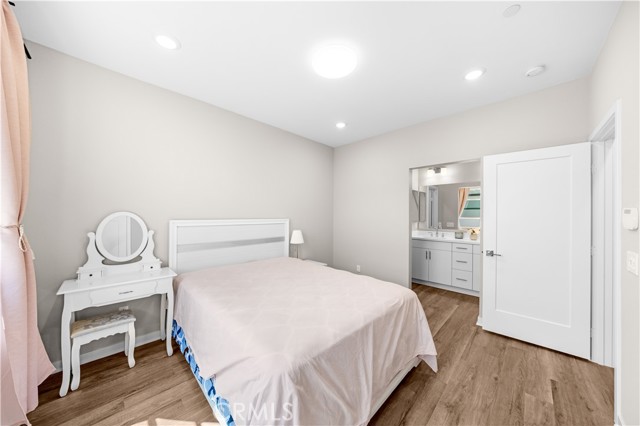 Detail Gallery Image 15 of 41 For 259 Pin Ln, Covina,  CA 91722 - 3 Beds | 3 Baths