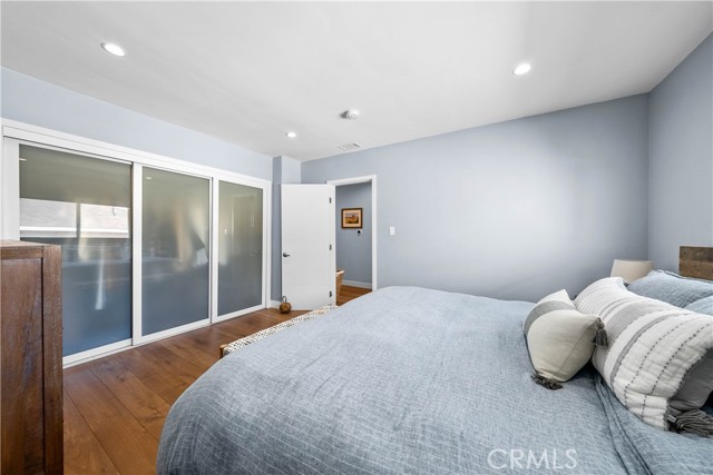 2408 Ives Lane, Redondo Beach, California 90278, 3 Bedrooms Bedrooms, ,Residential,Sold,Ives,SB21202682