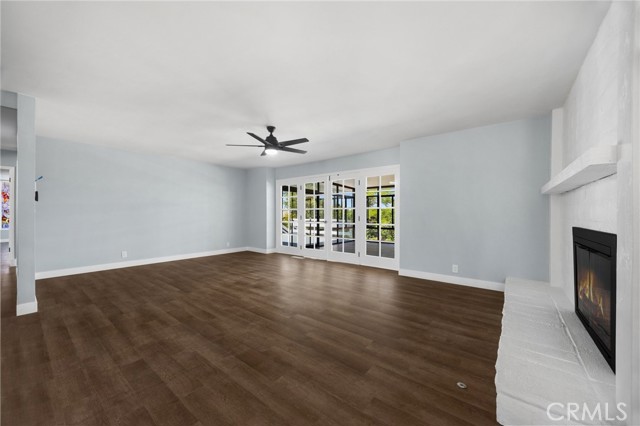 220 W Highland Avenue, Redlands CA: https://media.crmls.org/medias/f0d1d3cf-d8db-4cb1-8a31-bddc5804930f.jpg