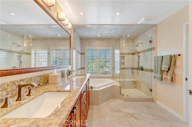 19362 Maidstone Lane, Huntington Beach CA: https://media.crmls.org/medias/f0d1dd1e-2ff6-4c4a-a2c1-590655cec2dd.jpg