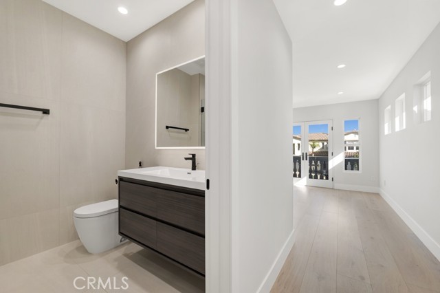 20151 Via Medici, Porter Ranch CA: https://media.crmls.org/medias/f0d2fe96-8399-46d6-b8a9-d856998a9fe9.jpg