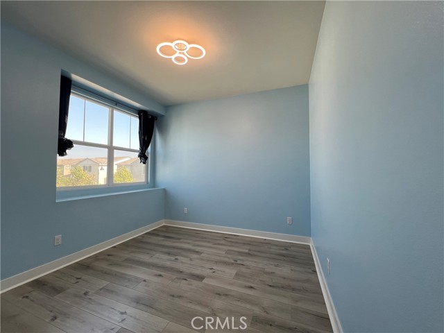 4292 S Heather Privado, Ontario CA: https://media.crmls.org/medias/f0d35629-7c17-4090-ba8f-0143e7d23069.jpg