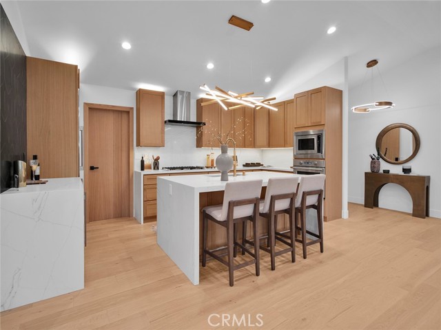 Image 10 of 51 For 24100 Philiprimm Street