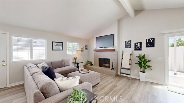 8007 New Salem Street, San Diego CA: https://media.crmls.org/medias/f0d47dc9-f3c0-4ac4-b2b5-316c8b75060c.jpg