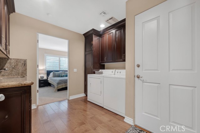 Detail Gallery Image 32 of 60 For 4228 Saddlecrest Ln, Westlake Village,  CA 91361 - 4 Beds | 3/1 Baths