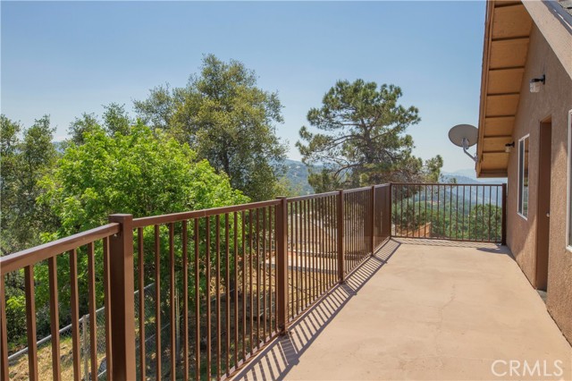 Detail Gallery Image 8 of 37 For 47349 Creekside, Squaw Valley,  CA 93675 - 3 Beds | 2/1 Baths