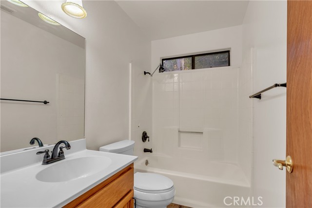 Detail Gallery Image 26 of 39 For 23916 Cresta Dr, Crestline,  CA 92325 - 3 Beds | 2/1 Baths