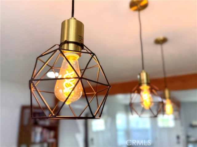 Detail Gallery Image 3 of 25 For 115 W Valencia Ave #B,  Anaheim,  CA 92805 - 2 Beds | 1 Baths