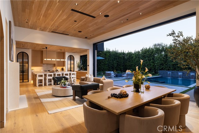 Detail Gallery Image 7 of 48 For 2100 Windward Ln, Newport Beach,  CA 92660 - 5 Beds | 5/3 Baths