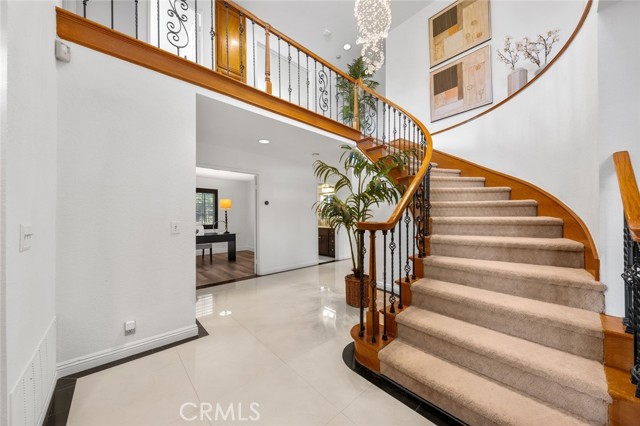1111 Camino Del Cerritos, San Dimas CA: https://media.crmls.org/medias/f0d82cce-bd12-43ed-8718-e45955bd2976.jpg