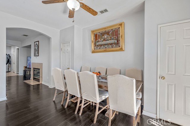 Detail Gallery Image 15 of 33 For 14657 Polo, Victorville,  CA 92394 - 4 Beds | 2 Baths