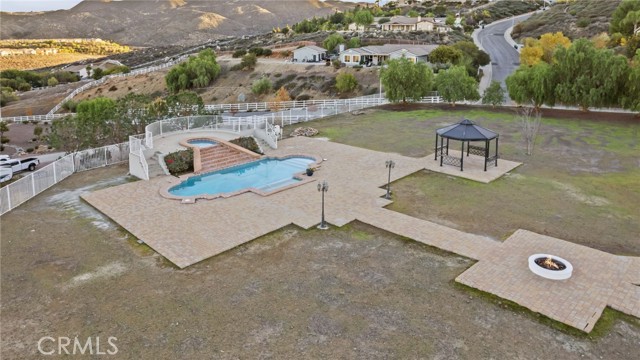 101 Via De La Valle, Lake Elsinore CA: https://media.crmls.org/medias/f0d86d9a-7a10-4aac-9bc5-0459311bec83.jpg